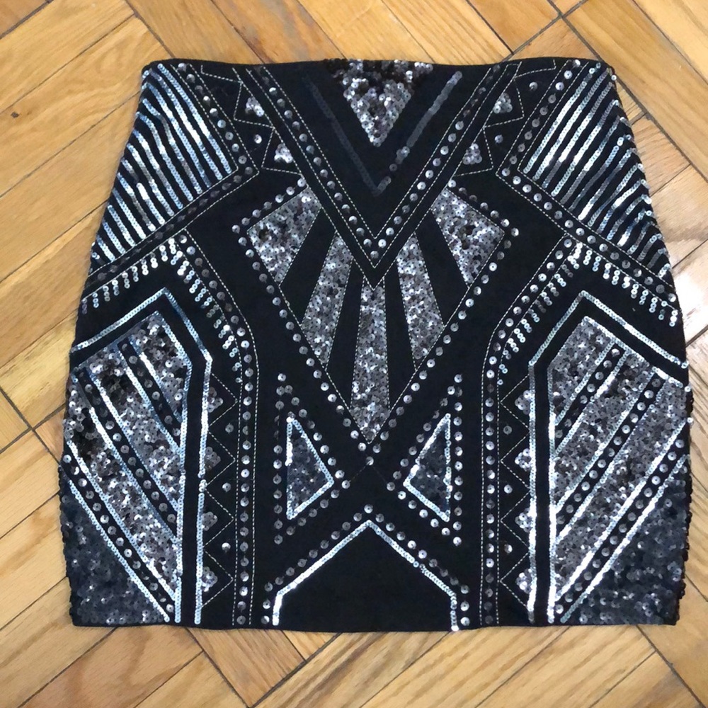 Express sequin skirt - Picture 2 of 3